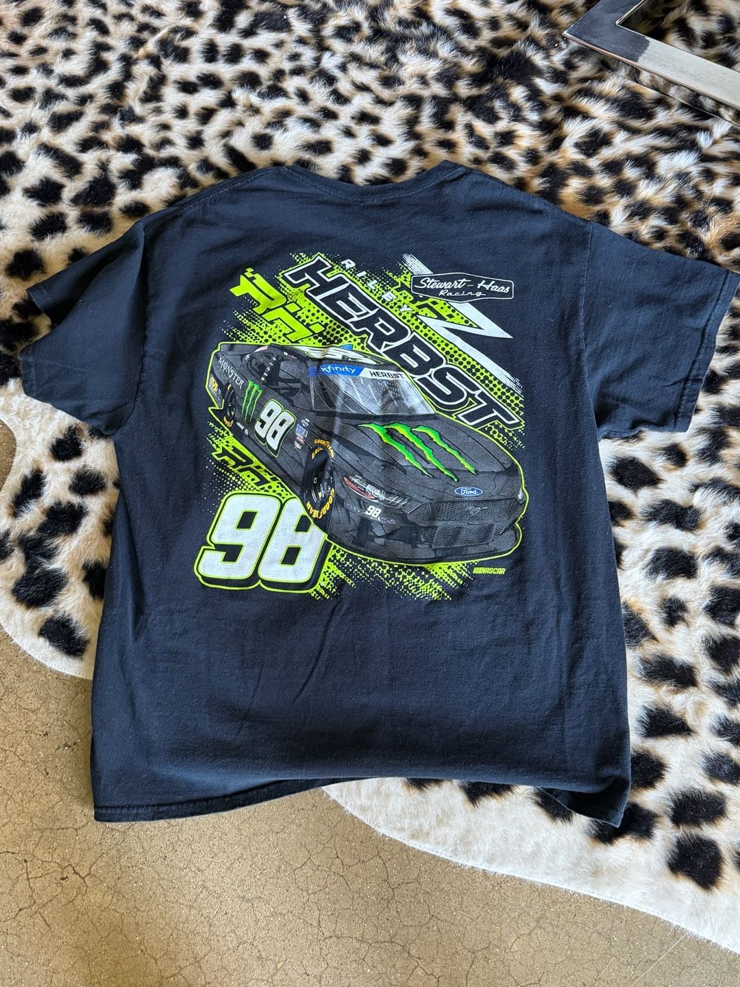 Stewart-Haas Racing Riley Herbst #98 T-Shirt Size XL Black NASCAR 4