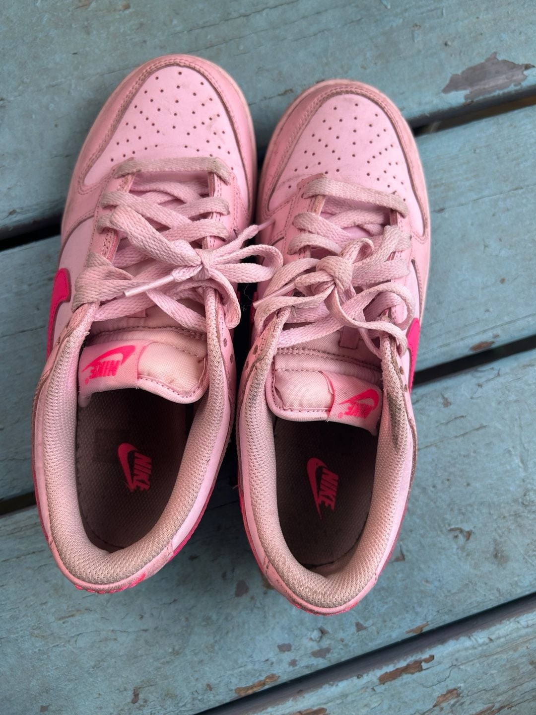 Nike Dunk Low Triple Pink Size 7Y 6