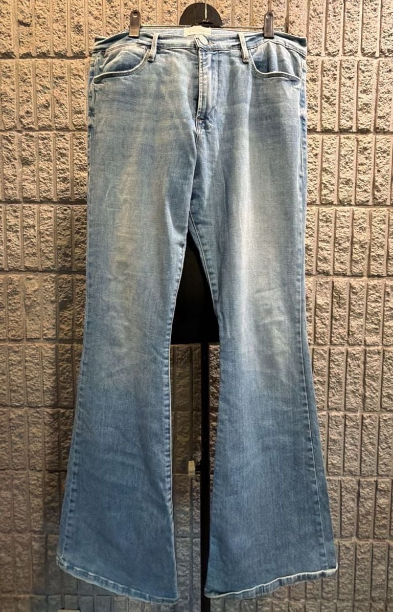 892 FRAME Le High Flare Size 31 Light Wash Denim Jeans 2