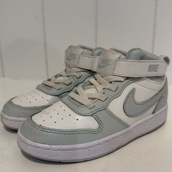 Nike Court Borough Mid 2 Size 10C White Sage Sneakers