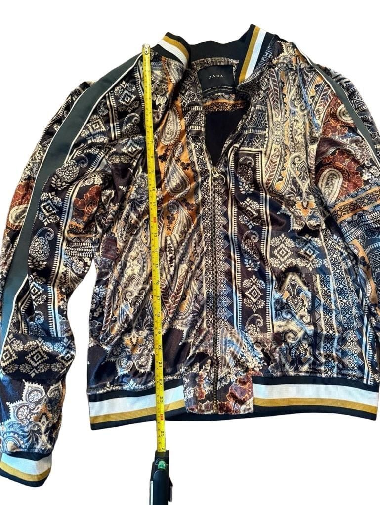 Zara Printed Velvet Bomber Jacket Size L Paisley Multicolored 4