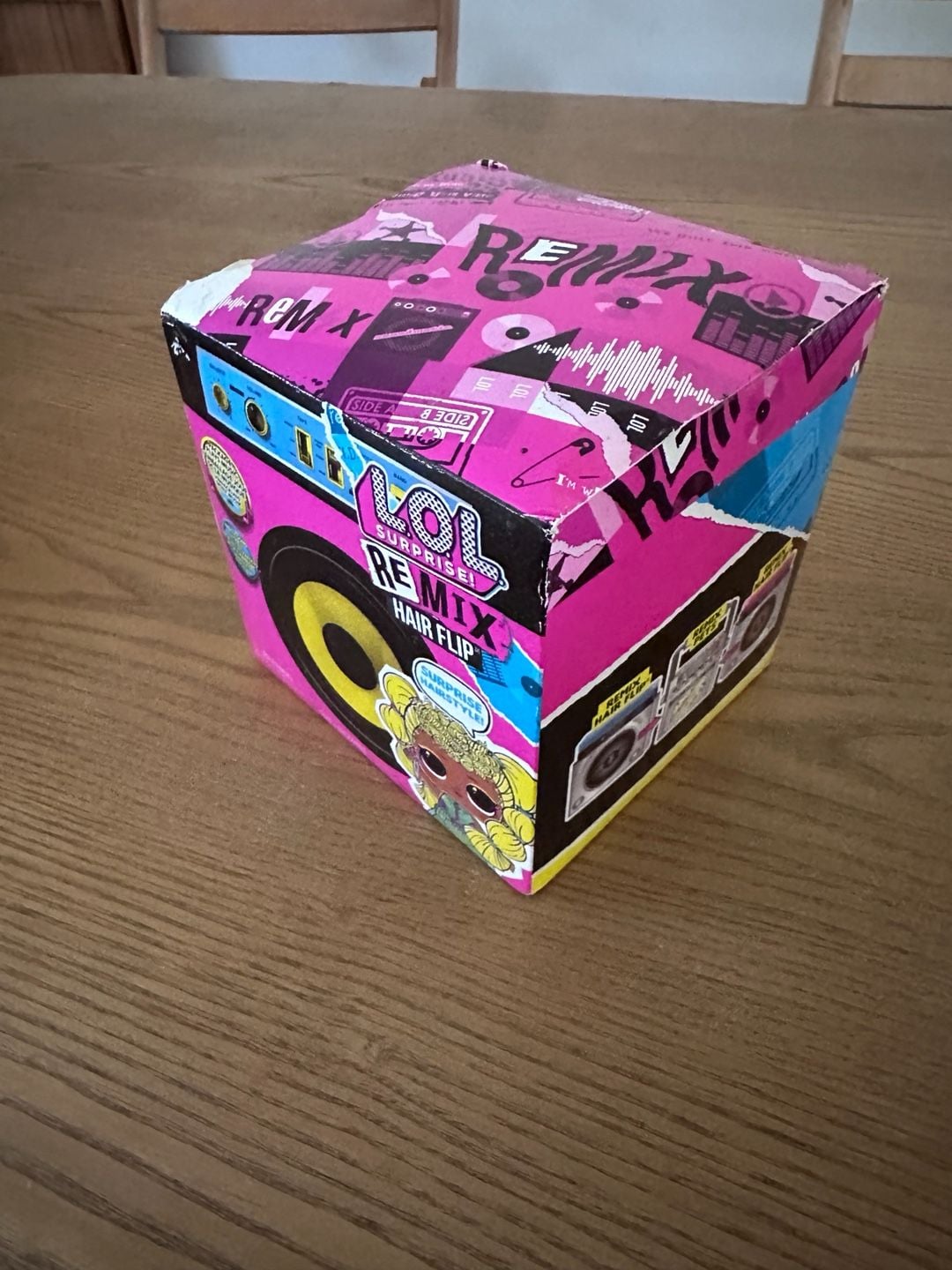 Lol Surprise Remix Hair Flip 15 Surprises Toy 3