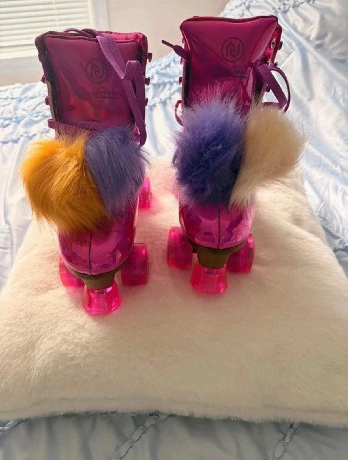 Holographic Roller Skates Pink Fushcia Light up Wheels
5