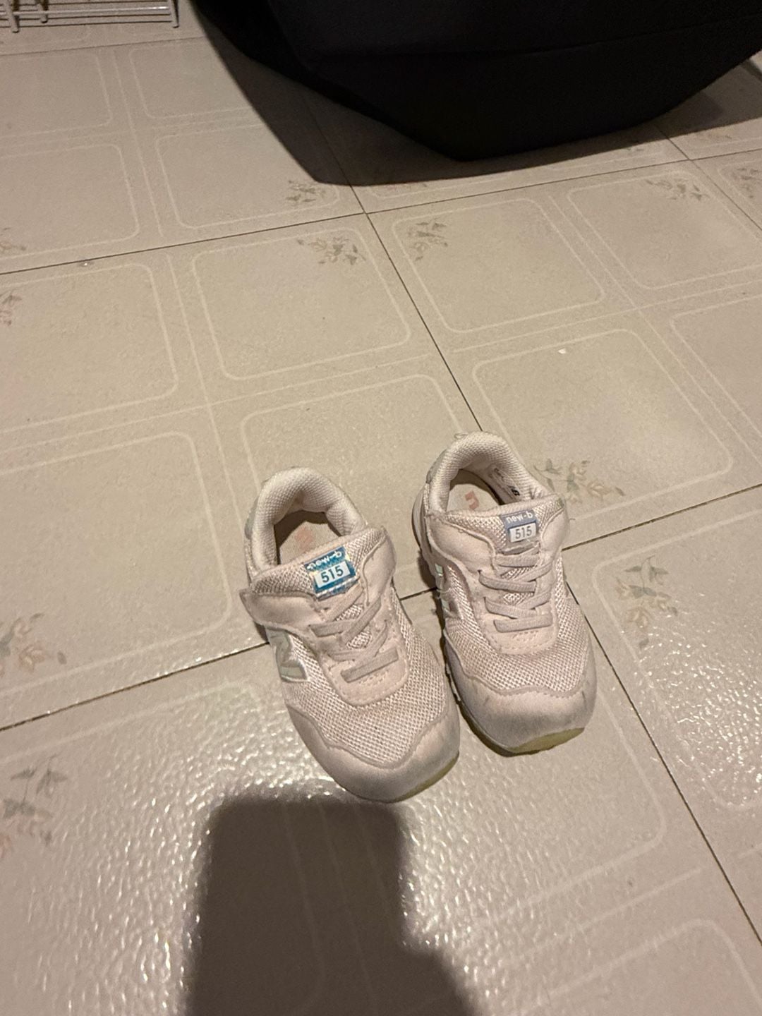 New Balance 515 Size 5 Pink Infant Velcro Sneakers 3