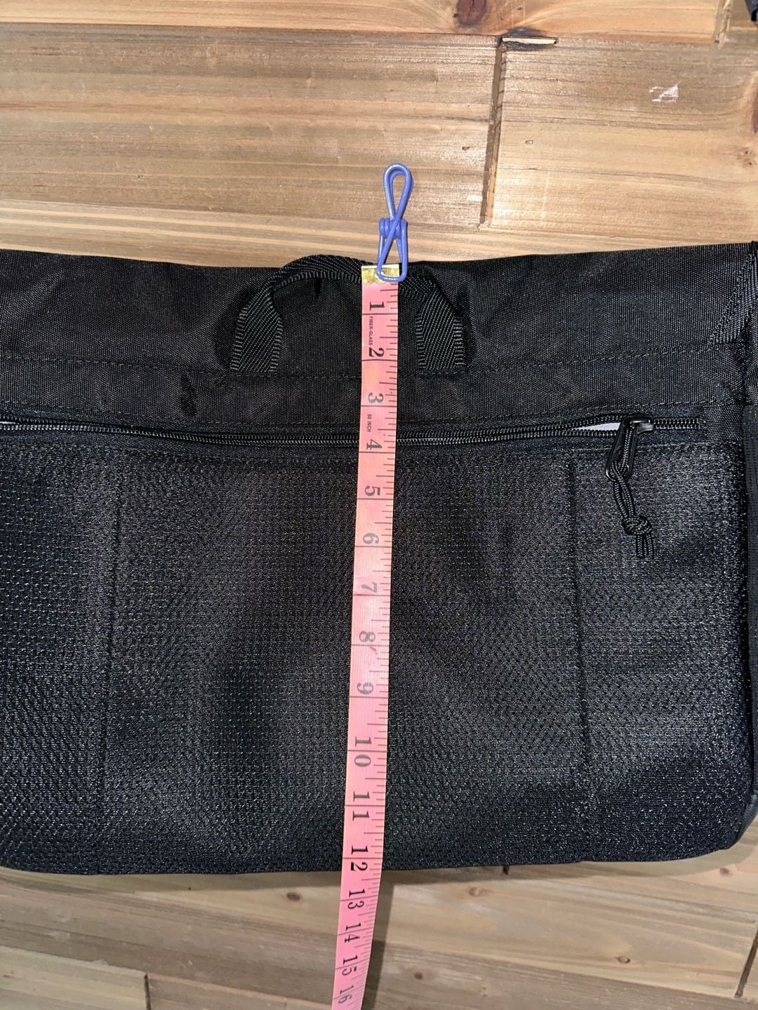No.19 New Balance Athletics Messenger Bag Black LAB23200FL 6