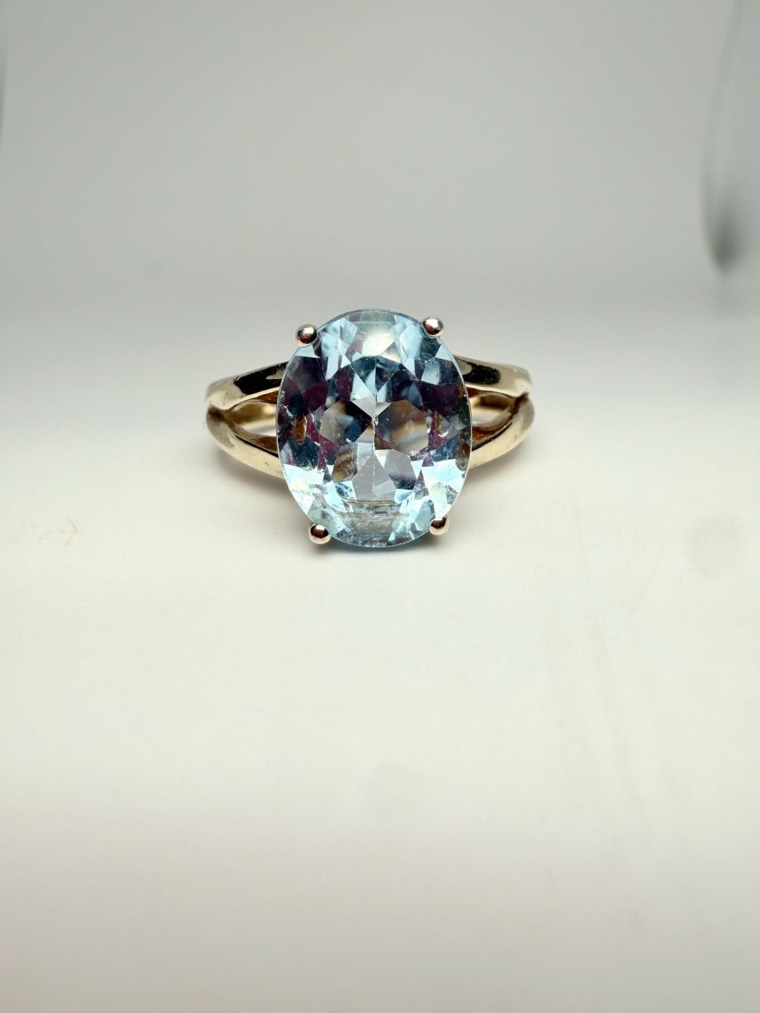 Aquamaring Split Shank Ring Gold over Sterling Silver Sz: 7 4
