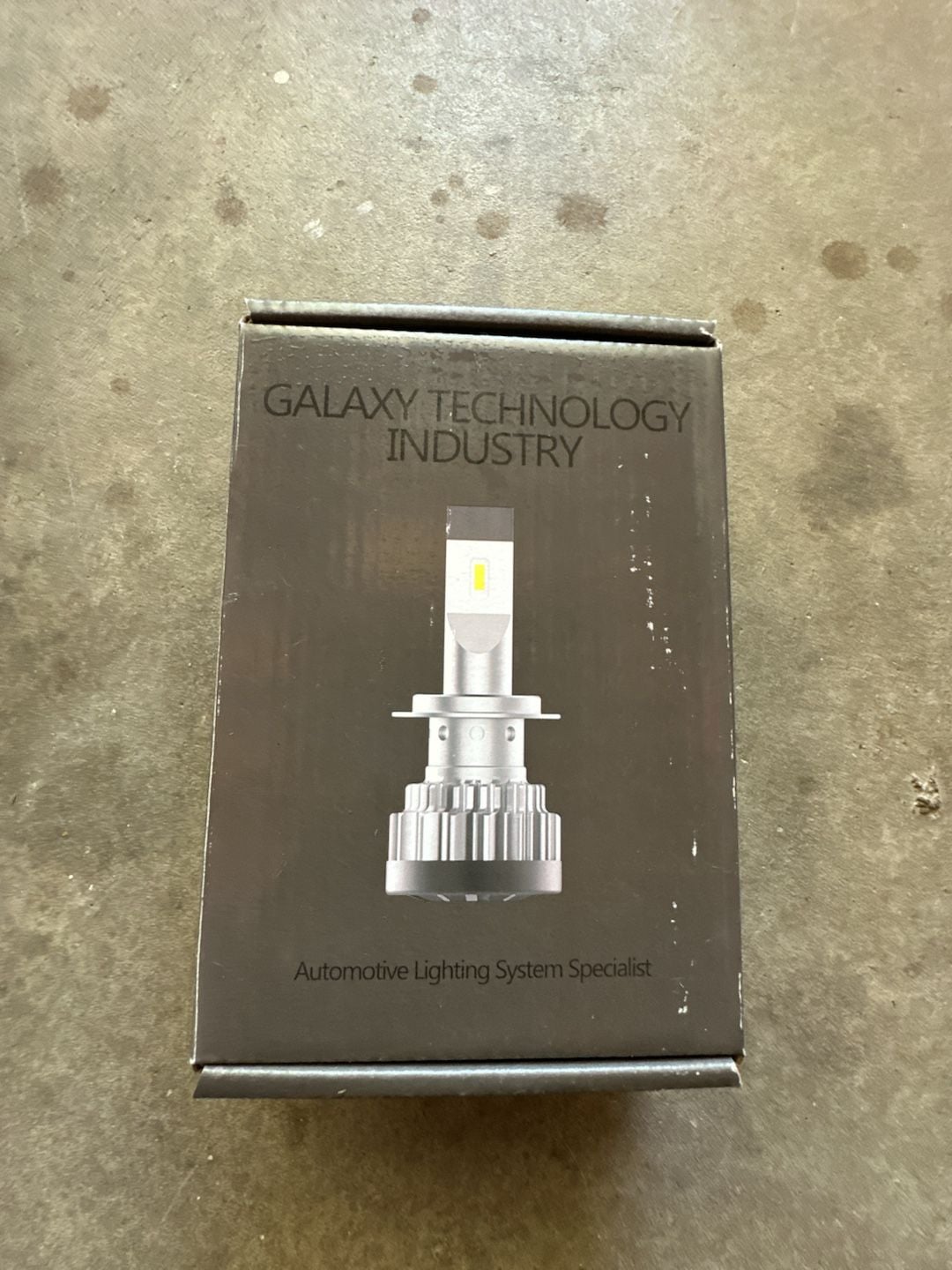 Galaxy Technology Industry C6 H7 Car LED Headlight Bulbs 1