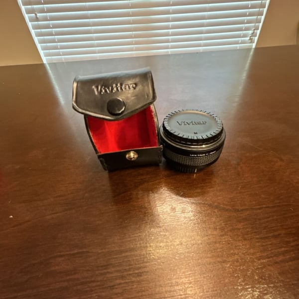 Vivitar MC Tele Converter 2X-21 Camera Lens with Case