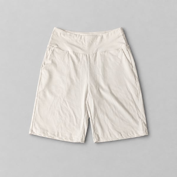 G Gradual Shorts Size L Beige Spandex ￼