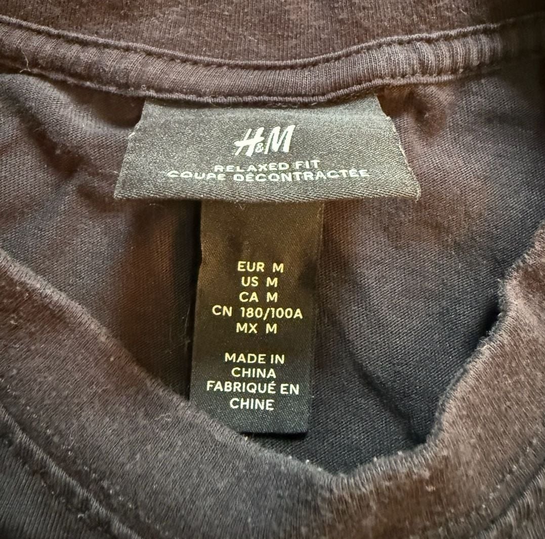 H&M Relaxed Fit T-Shirt Size M Black Angel Graphic Astra Inclinant 4