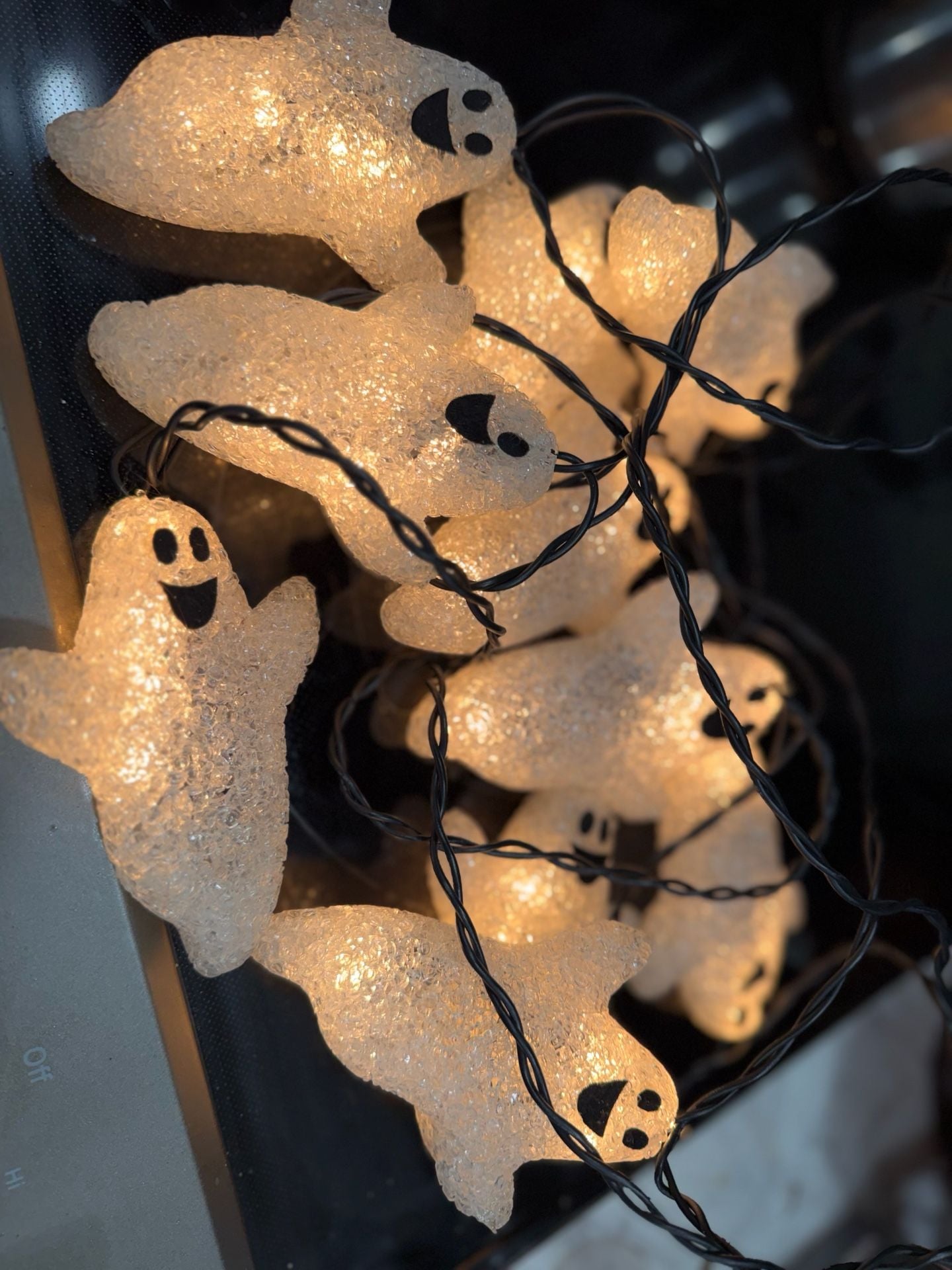 Vintage Melted Plastic Popcorn Ghost Halloween String Lights Lot of 2! Spooky 5