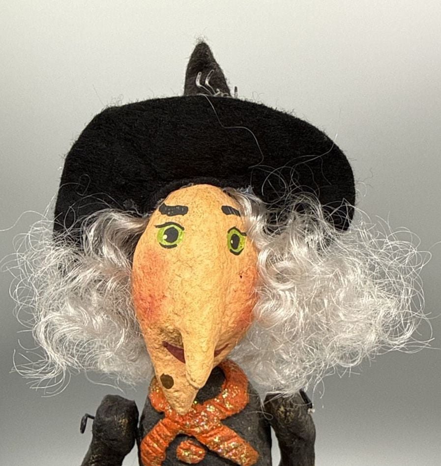 Monnie Wilson Halloween Bobber Witch Paper Mache 11.5” Folk Art Figurine Vtg  10