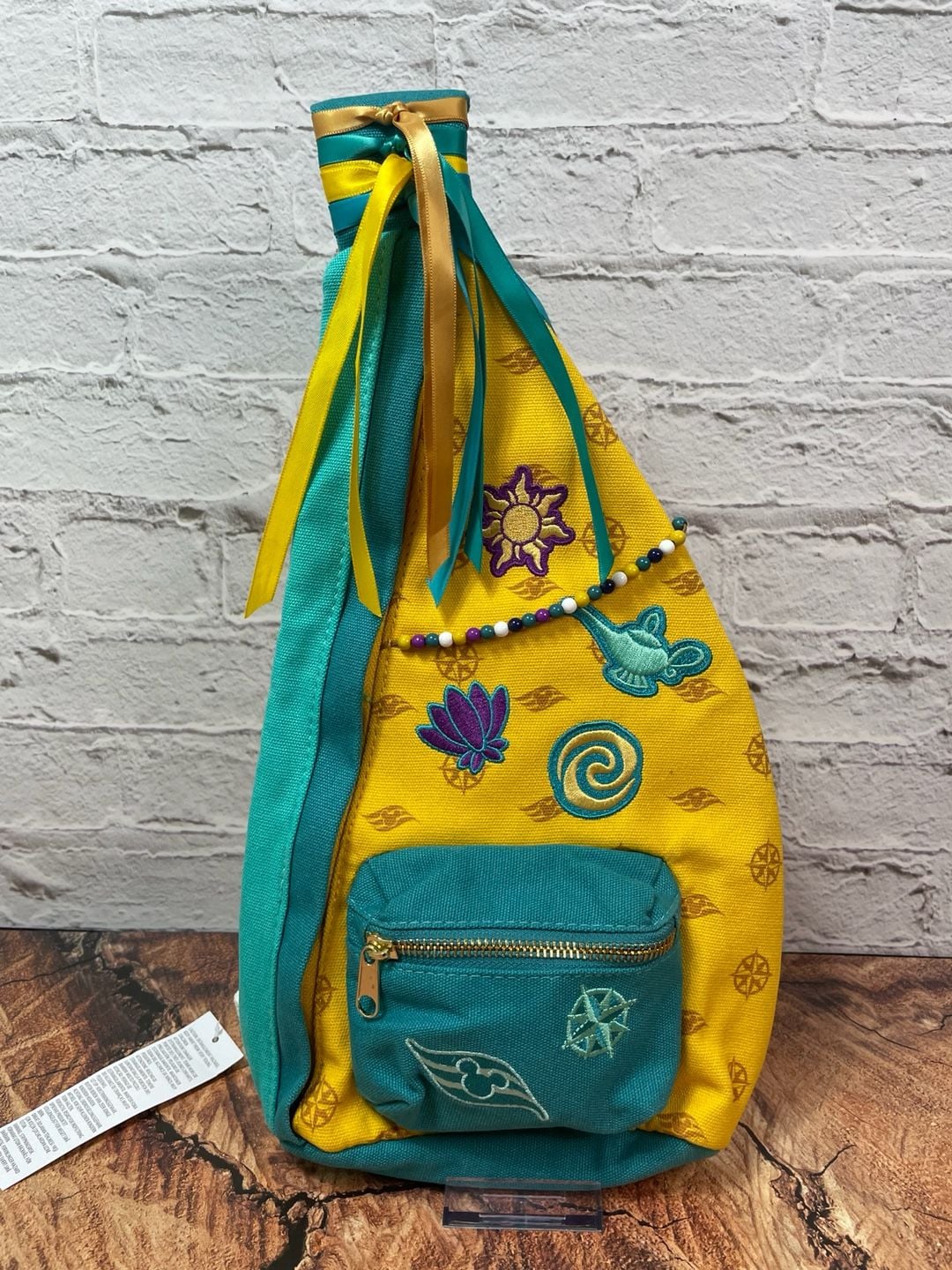 Disney Cruise Line Treasure Adventure Sling Bag New 10