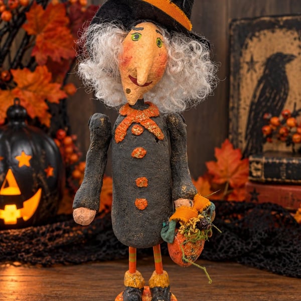 Monnie Wilson Halloween Bobber Witch Paper Mache 11.5β Folk Art Figurine Vtg