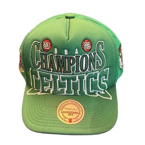 Mitchell & Ness Boston Celtics 2008 NBA Champions Trucker Hat Green
