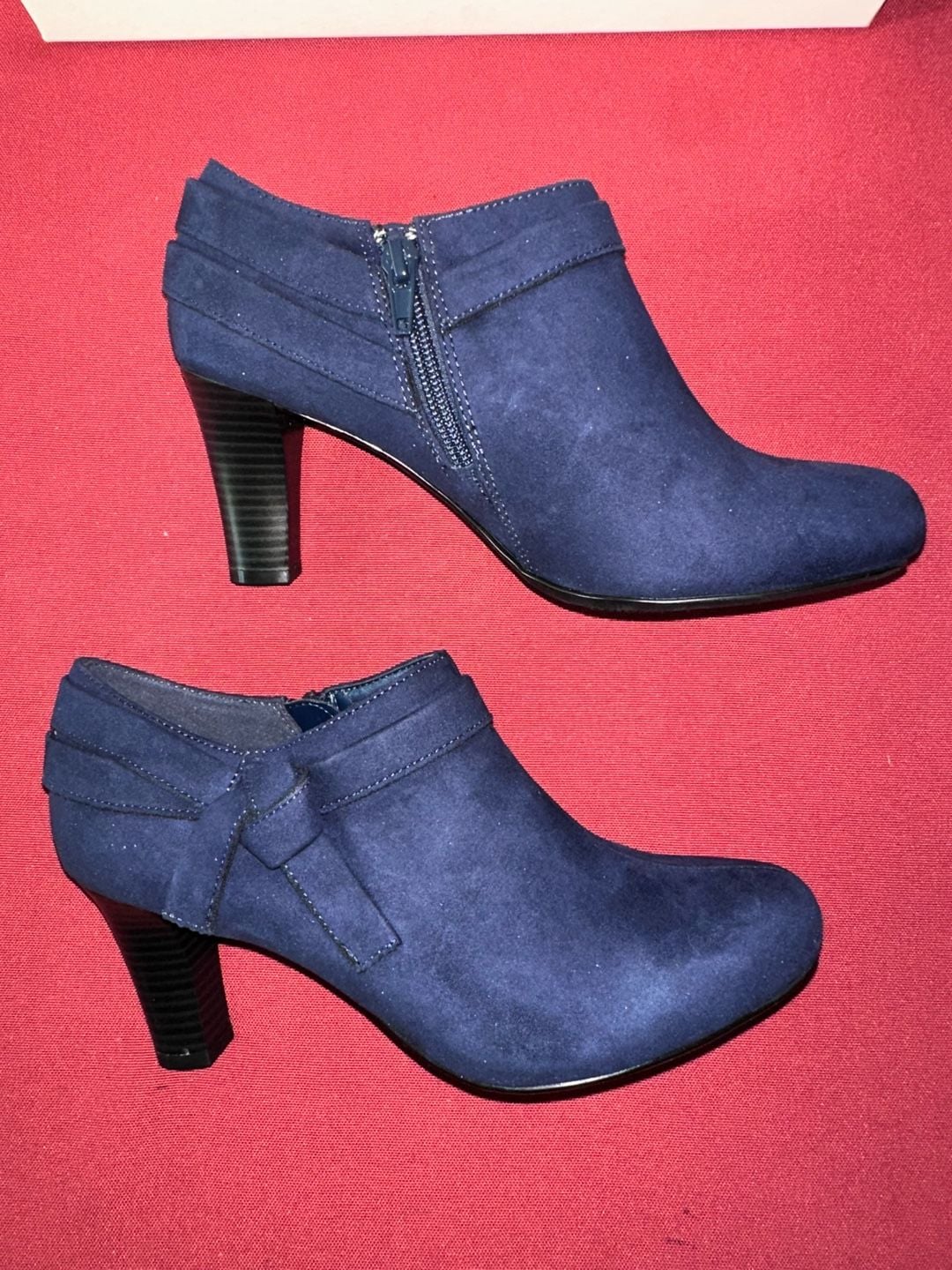 No.56 Coach And Four Ankle Boots Size 6.5 Navy Suede Zip Booties 4