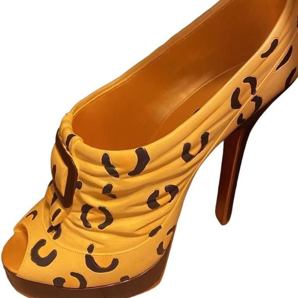 RaineDesigns High Heel Wine Bottle Holder Leopard Print