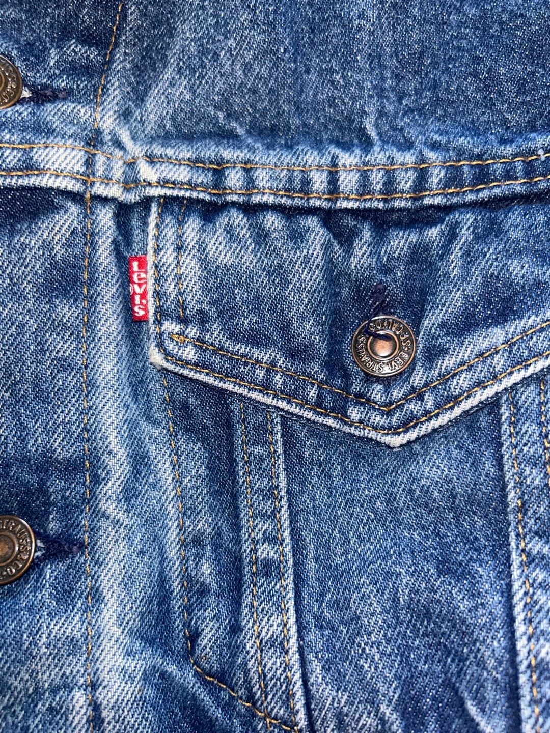 1987 vintage Levi's Denim Trucker Jacket Size 36R Made In USA tag! 2