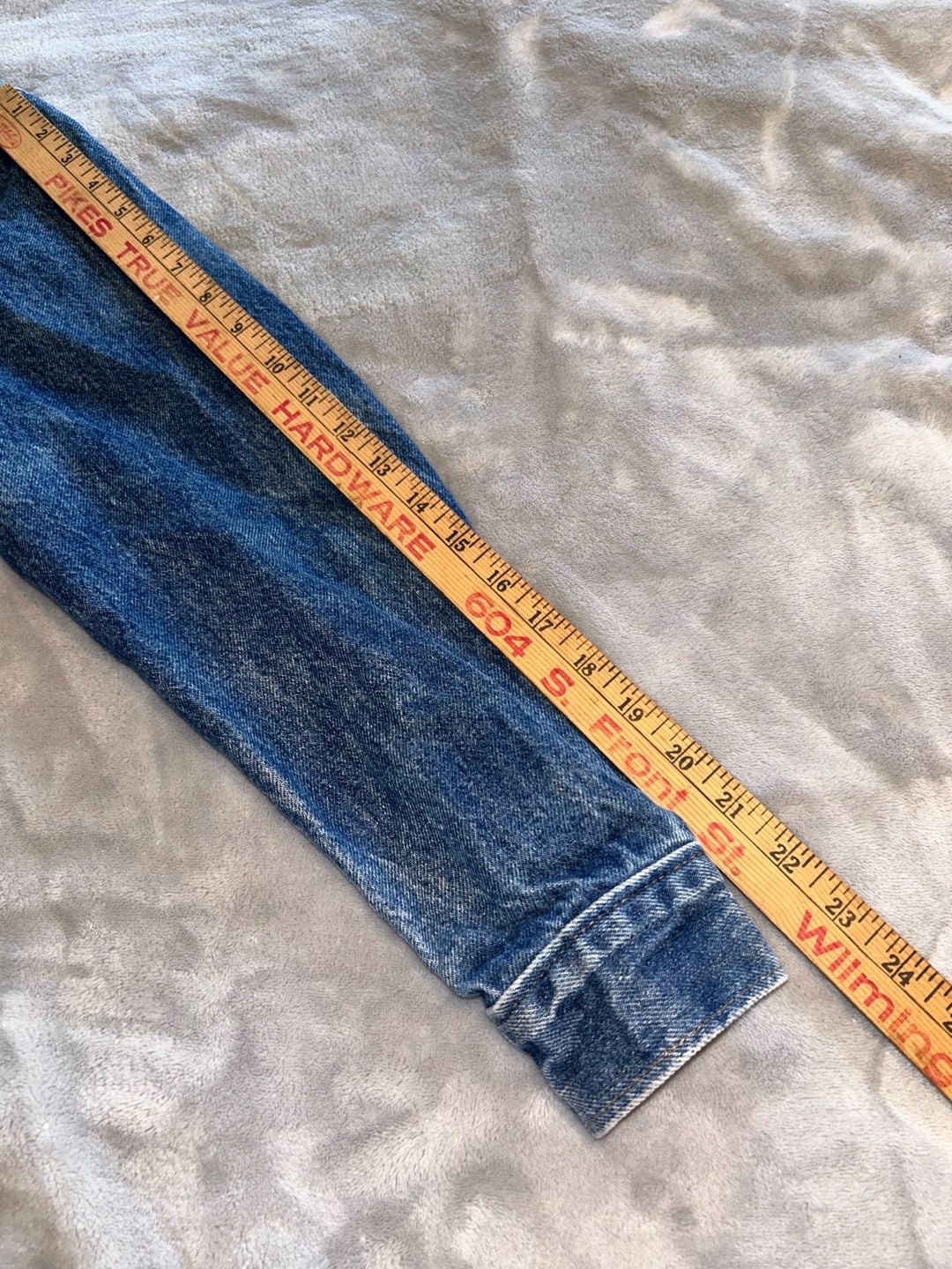 1987 vintage Levi's Denim Trucker Jacket Size 36R Made In USA tag! 6