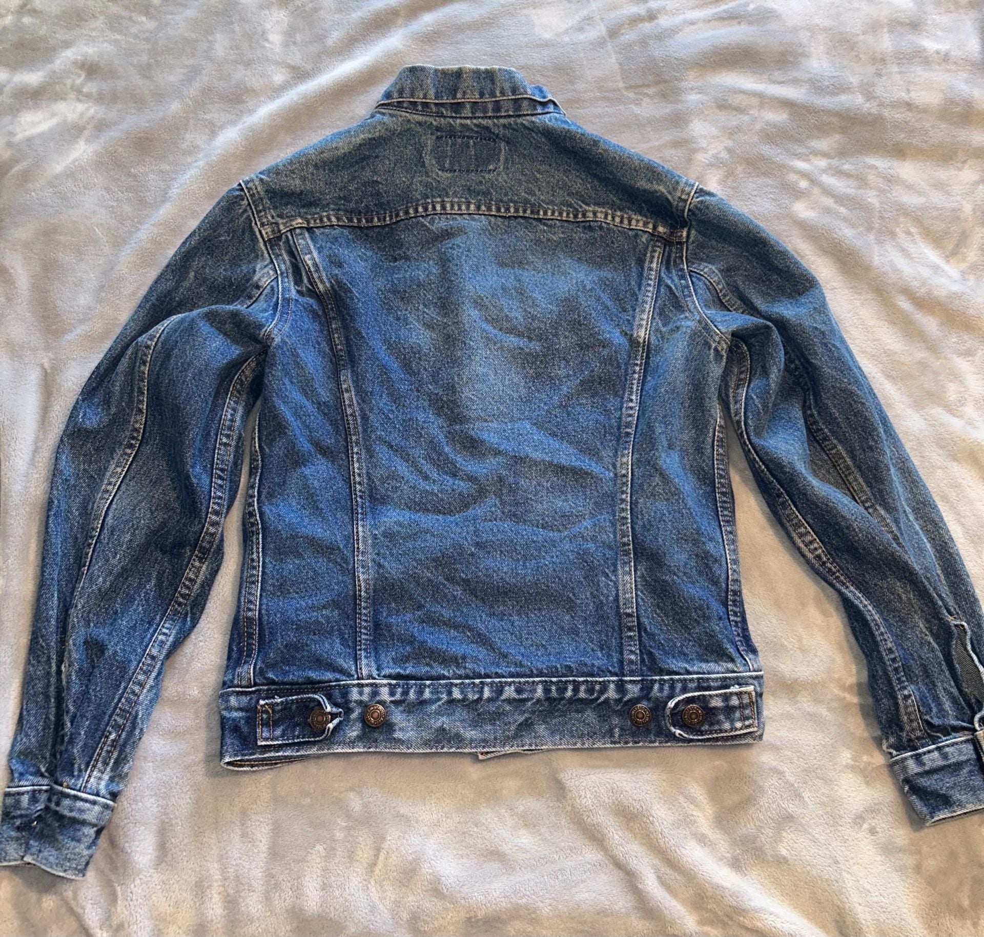 1987 vintage Levi's Denim Trucker Jacket Size 36R Made In USA tag! 8