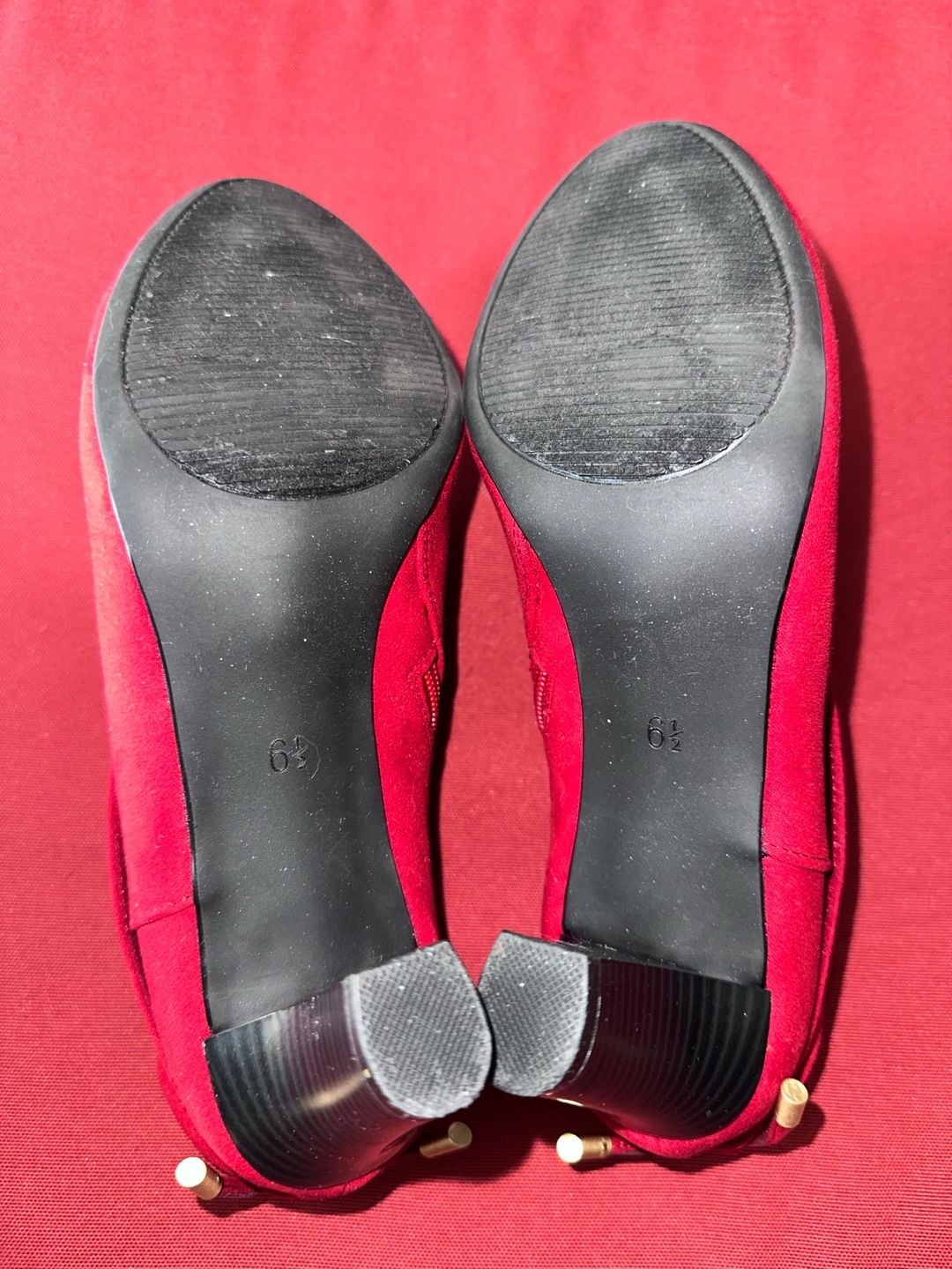 No.26 Coach And Four Red Ankle Boots Size 6.5 Suede Chunky Heel Bow Details 8