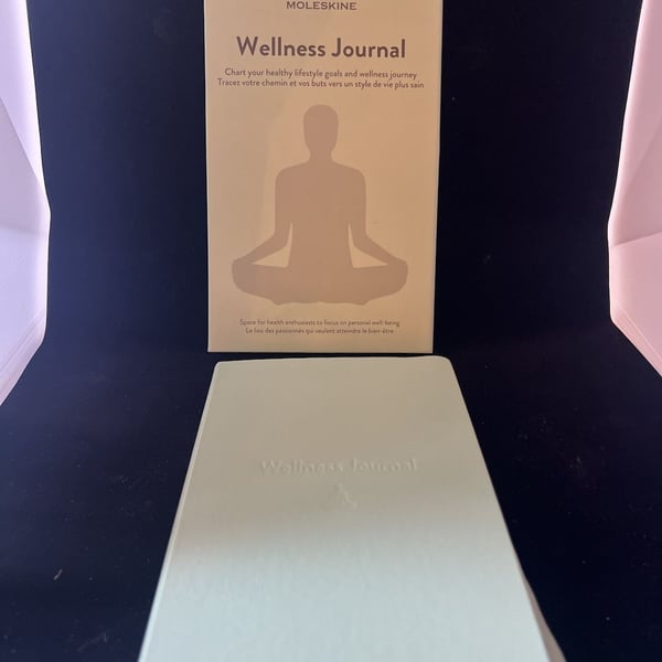 Moleskine Wellness Journal Size Large 5x8.25 Hardcover Willow Green New