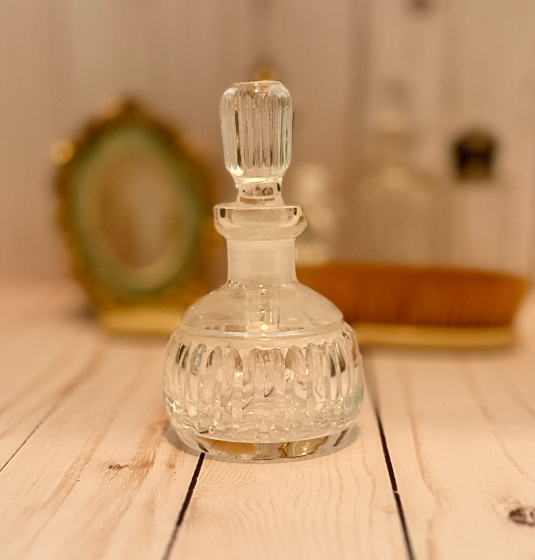 Waterford Crystal Vanity Round Perfume Bottle And Stopper 1