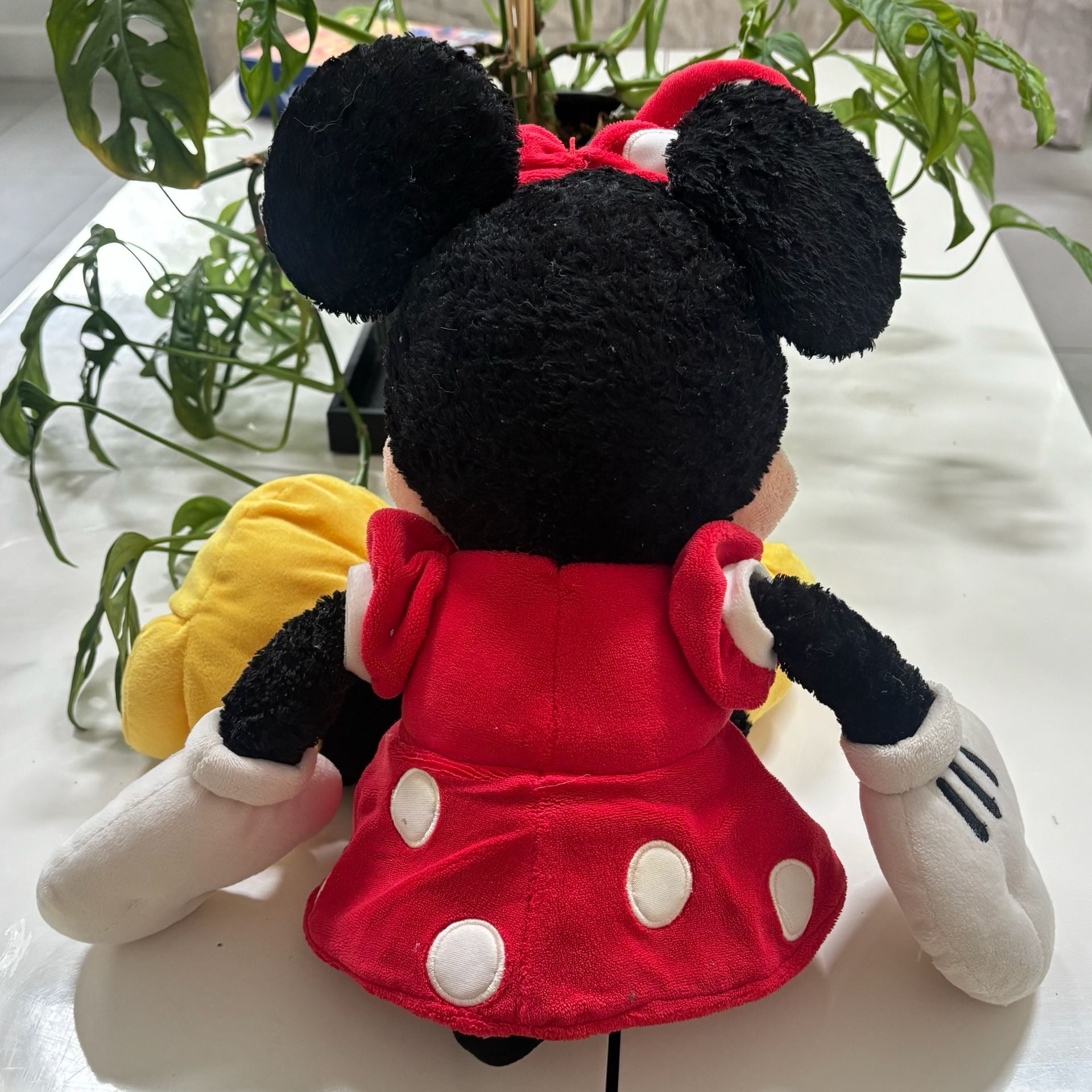 Disney Minnie Mouse Plush 20” Stuffed Animal Toy Red Dress Yellow Shoes 3