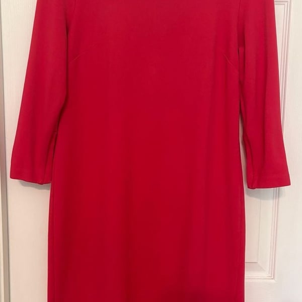 EUC Ann Taylor Sheath Dress Size 12P Red Ponte Knit 3/4 Sleeve Gold Zippers