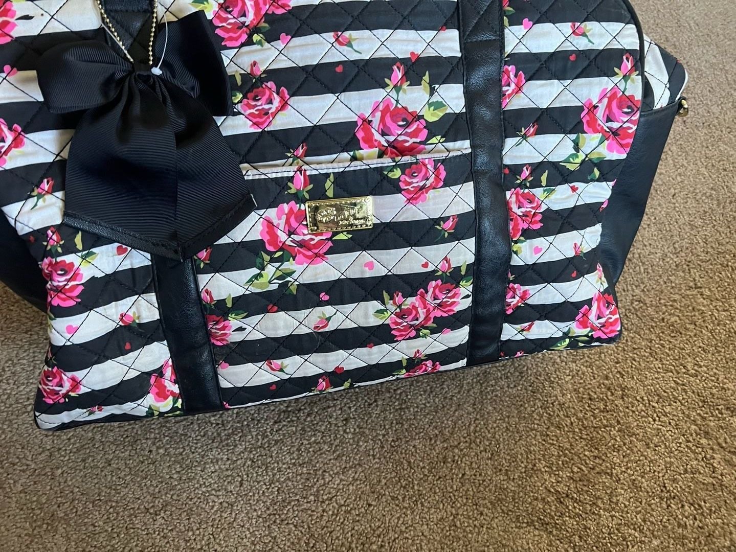 Luv Betsey by Betsey Johnson Quilted Weekender Bag Black White Floral Bow 2