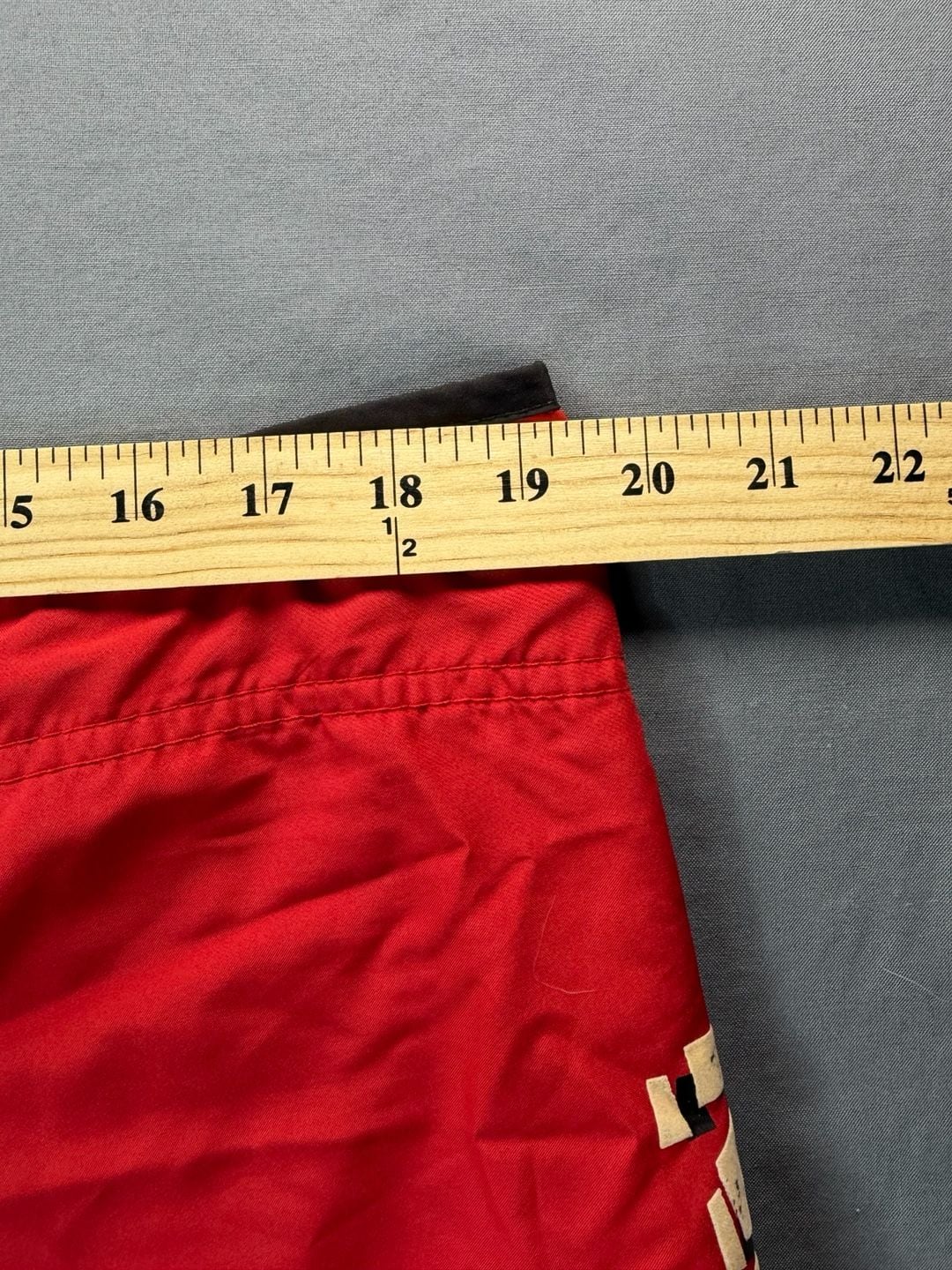 Vintage Y2K Hurley Revolver Board Shorts Size 38 Red Black Graphic Swim Trunks 7