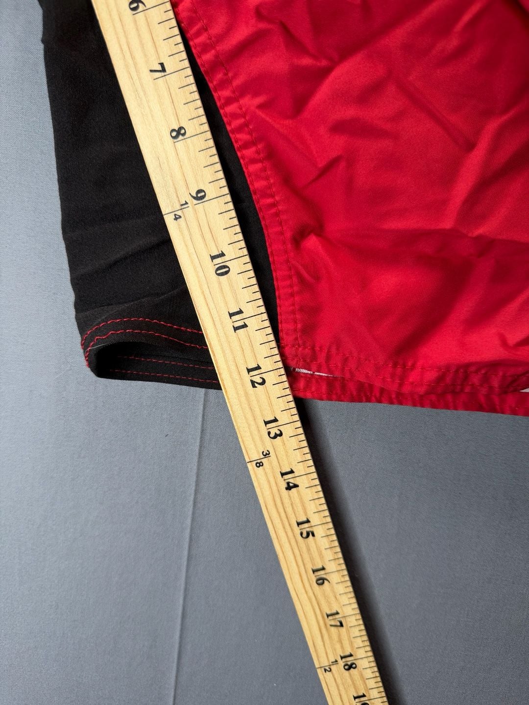 Vintage Y2K Hurley Revolver Board Shorts Size 38 Red Black Graphic Swim Trunks 9