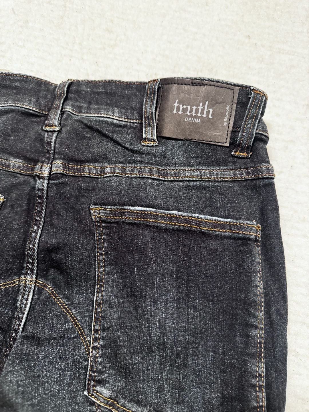 Truth Denim Republic Men’s Biker Skinny Jeans 30x32 Dark Wash NWT 10