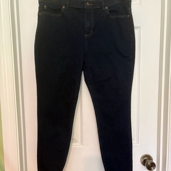 EUC Duluth Trading Skinny Jeans Size 14 Short Dark Wash Cotton Blend Denim