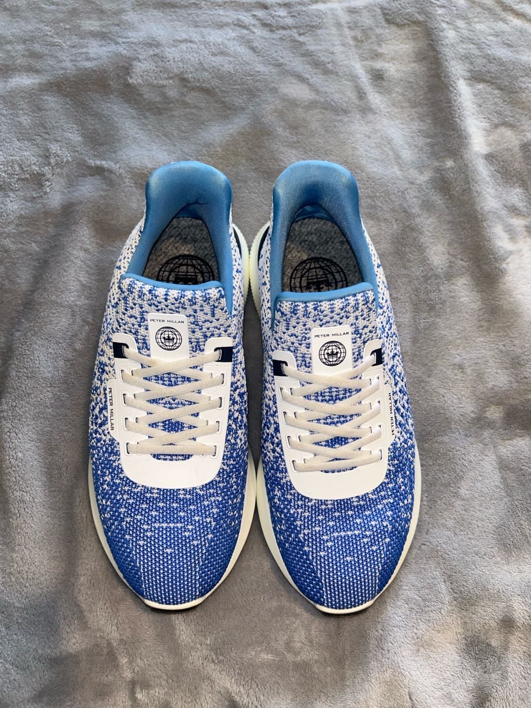 Womans Peter Millar Hyperlight Apollo Knit Sneakers Blue White size 7 4