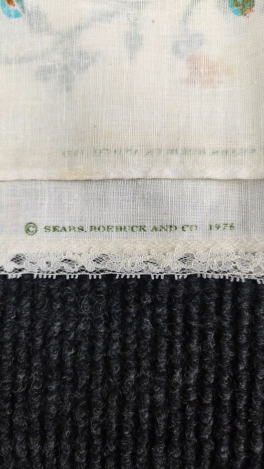 Sears Roebuck Vintage 1976 Yellow Rose Floral Tablecloth 70"×42" 4