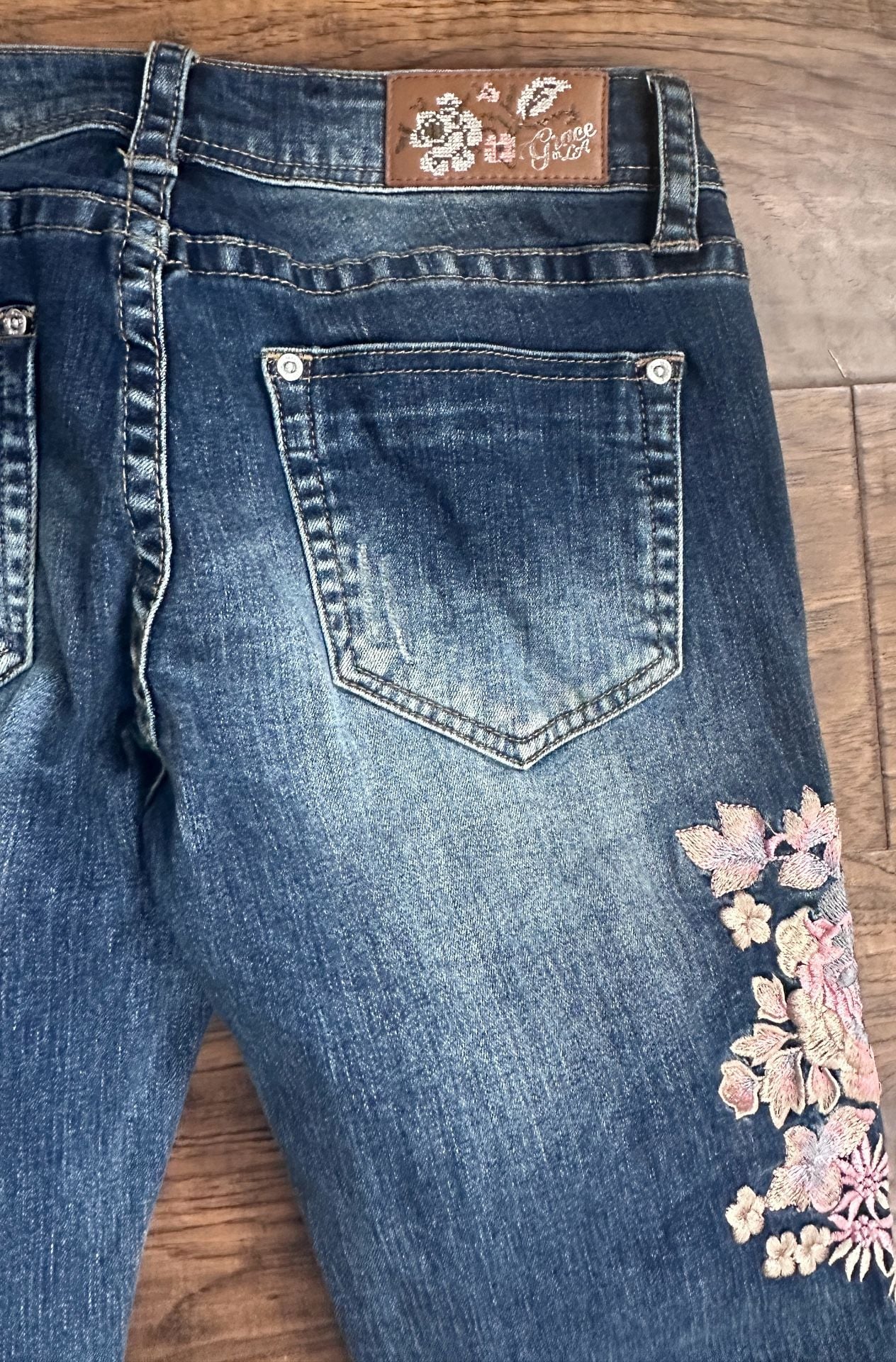 Grace In LA Boot Cut Jeans Size 27 Floral Embroidery 8