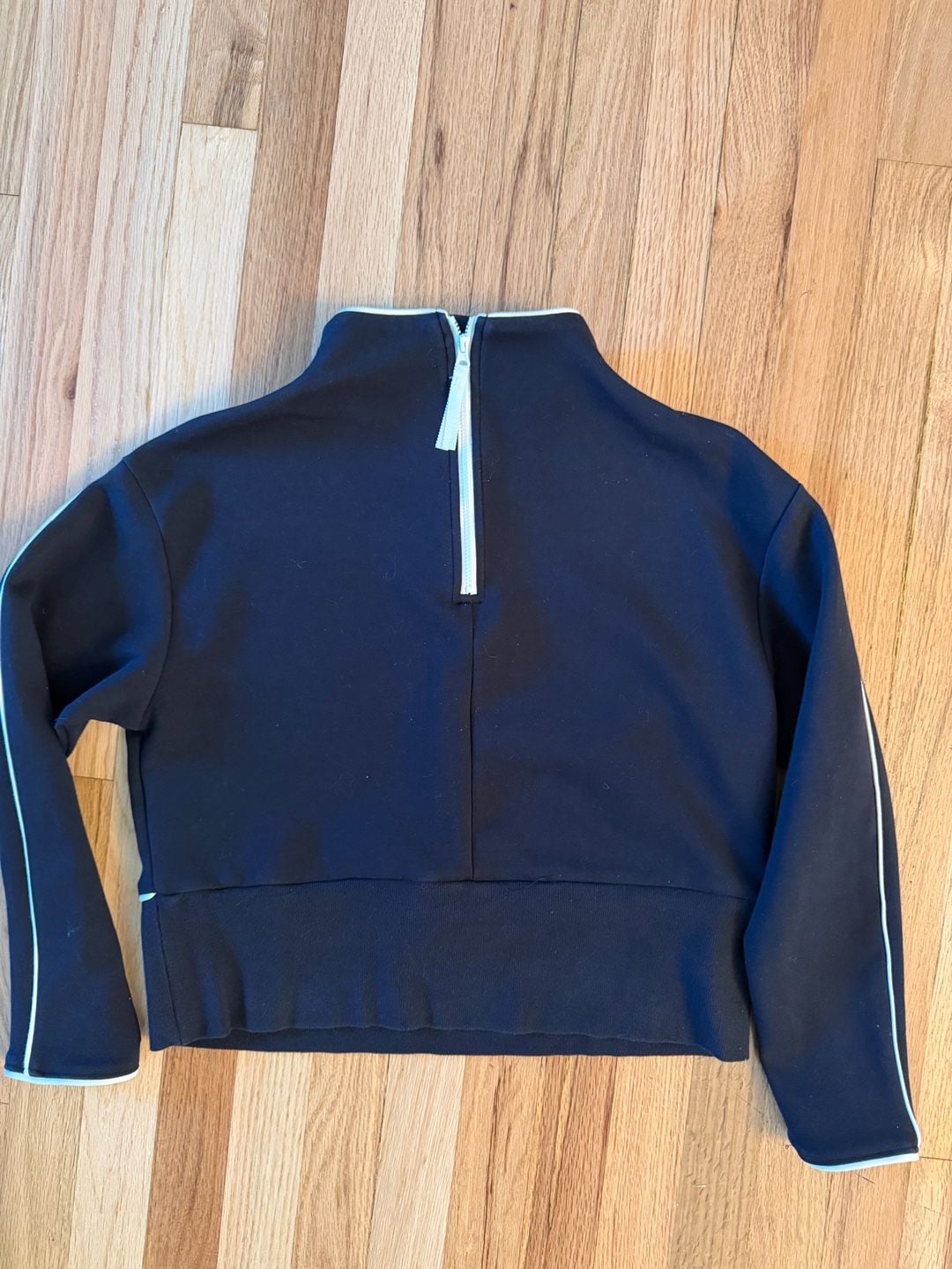 Victor Glemaud Cropped Pullover Sweatshirt Size XS Black White Piping 4