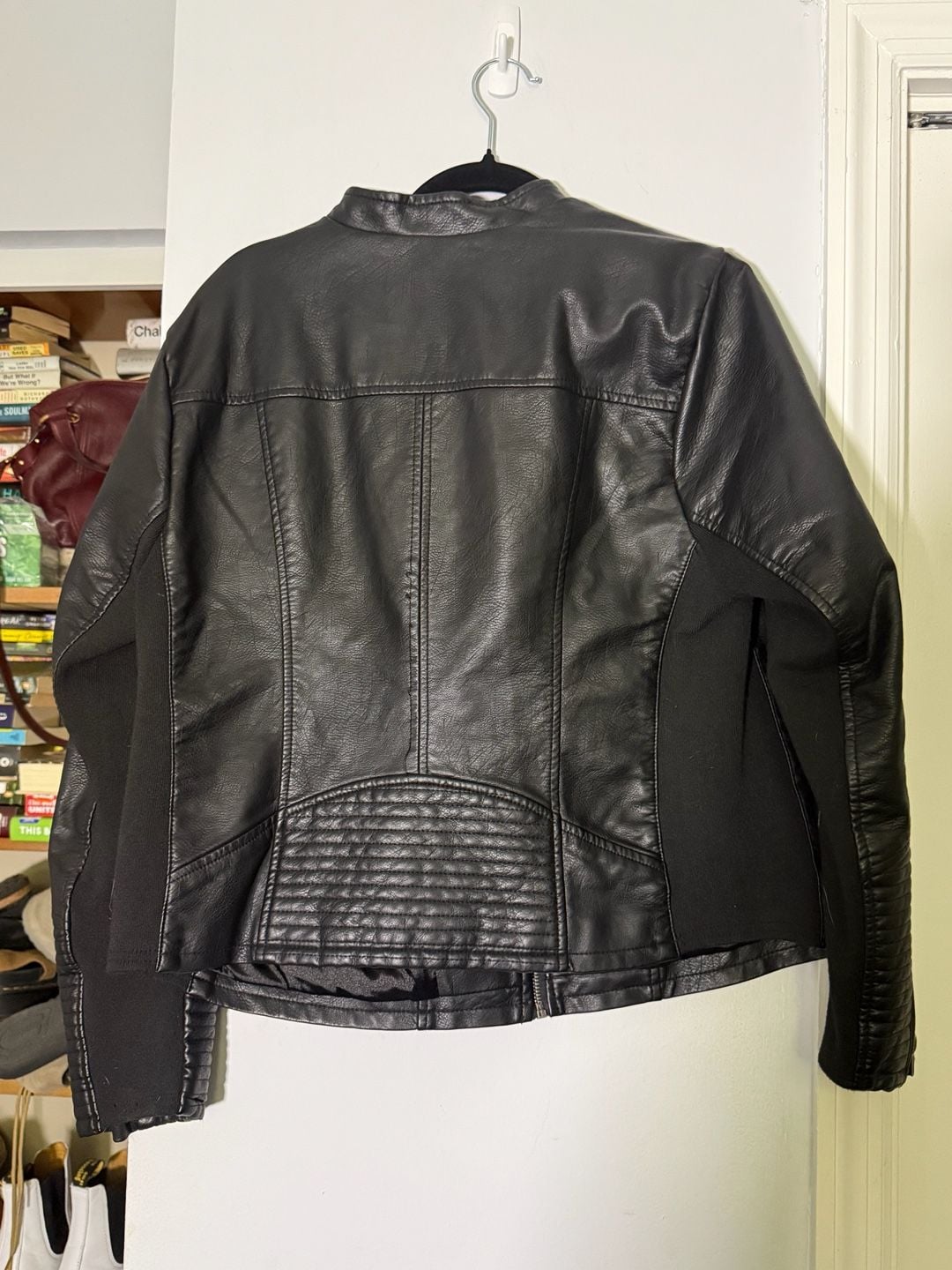 Torrid Faux Leather Moto Jacket Size 1 Black Quilted Zip 3