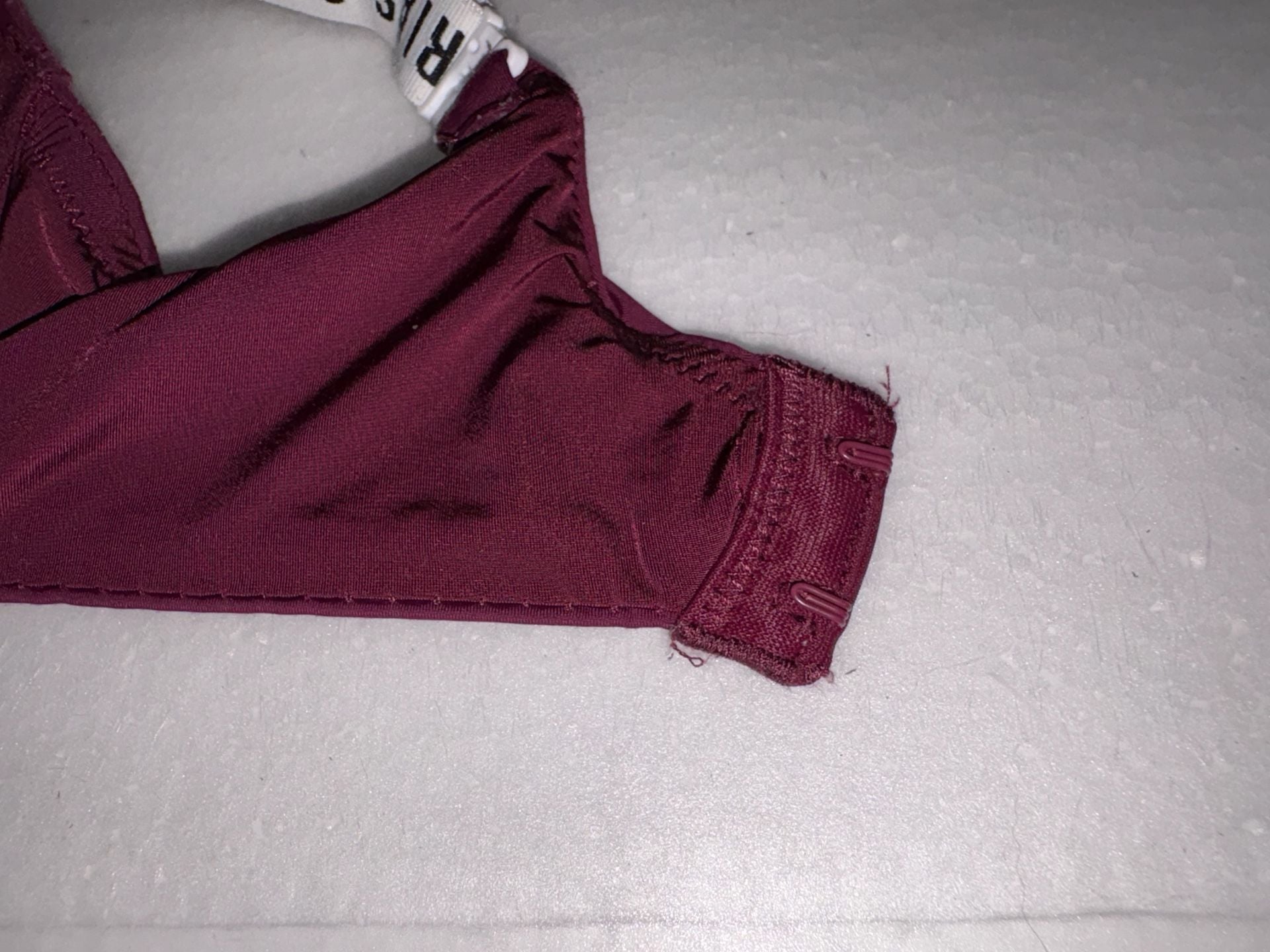 Victoria's Secret Lightly Lined Wireless Bra Size 34DD Burgundy 8