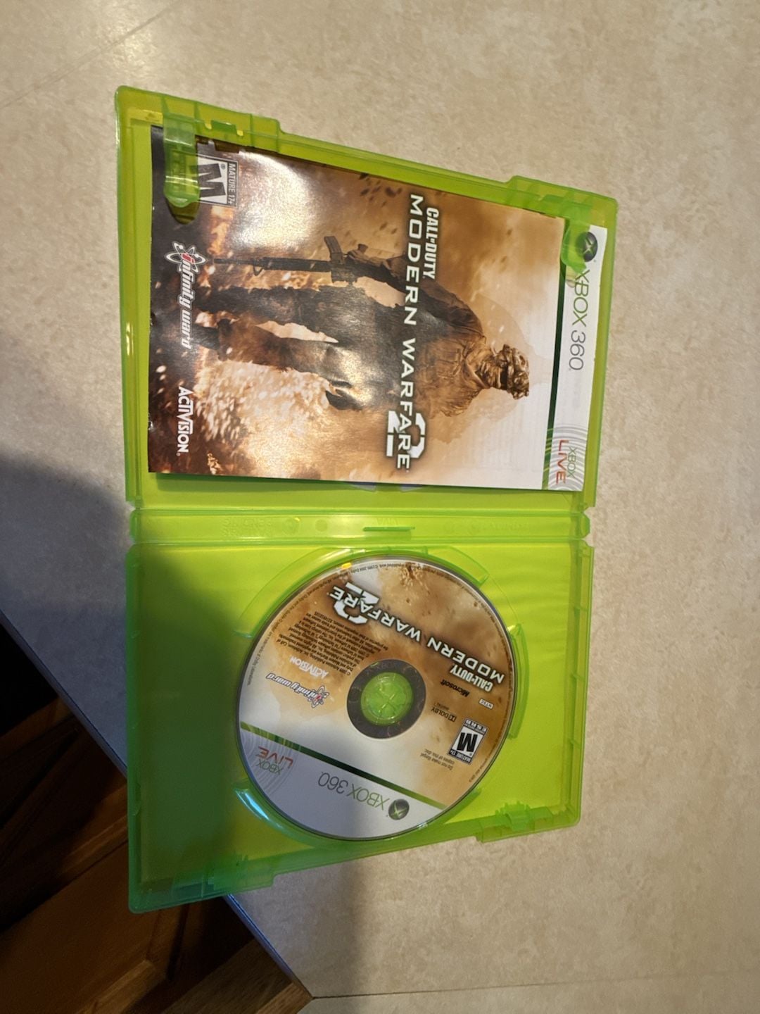 Activision Call of Duty: Modern Warfare 2 Xbox 360 Video Game Complete 3