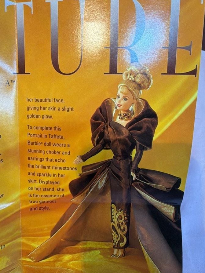 1996 Mattel Barbie Portrait In Taffeta Couture Edition Doll 4