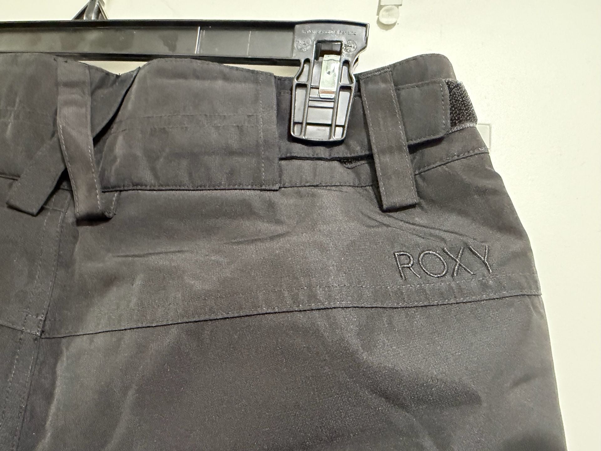 Roxy Ski Snowboard Pants Black size xsmall 8