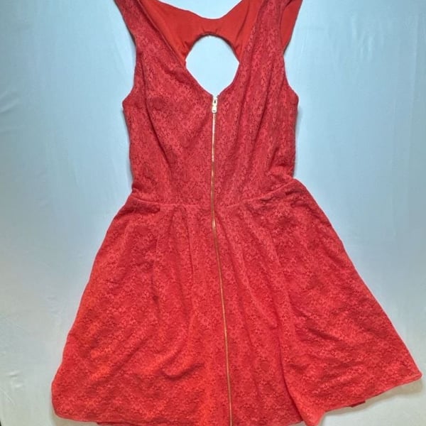 Guess Dress Size 4 Red Lace Cutout Back Zip Mini