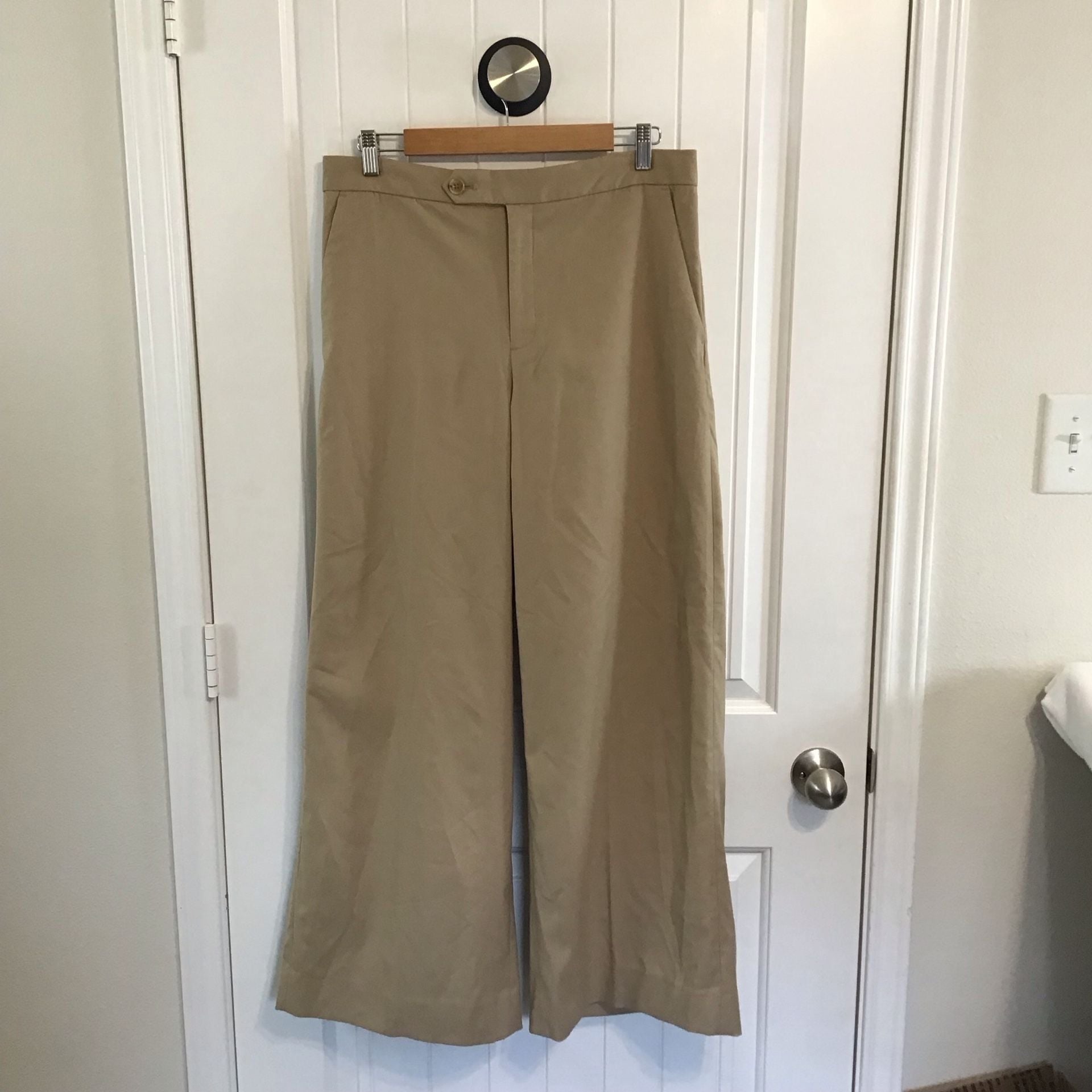 Banana Republic Mid-Rise Wide-Leg Pant Size 12 Tan Khaki Office travel Chic 3