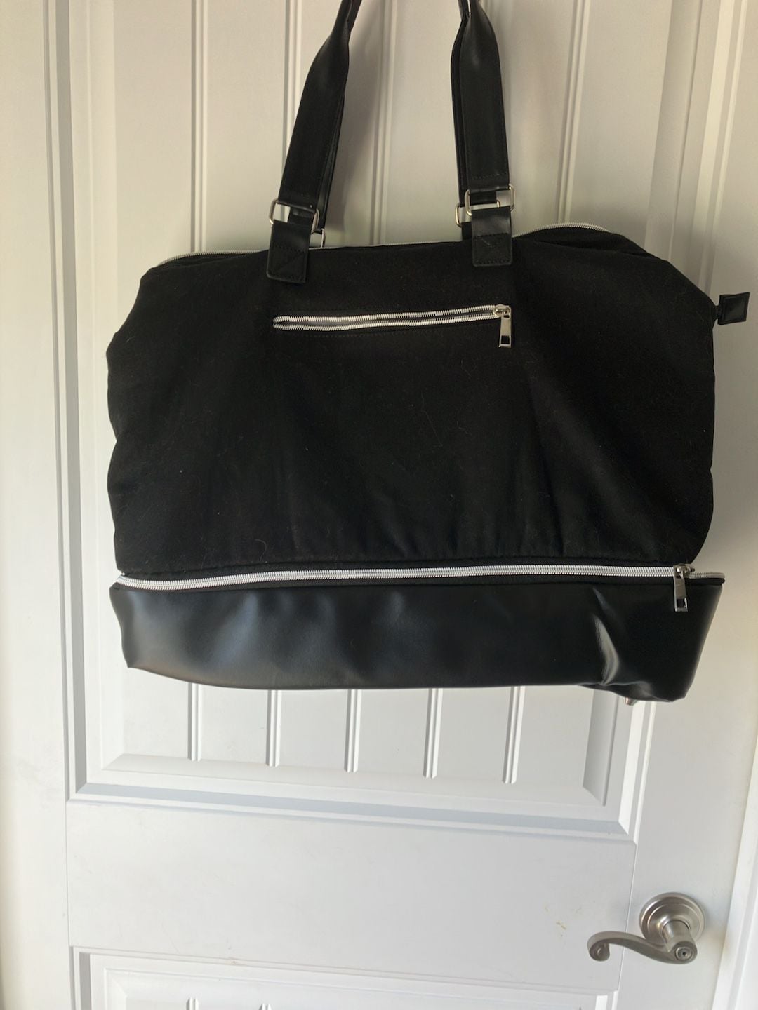 Unbranded Canvas Weekender Travel Duffel Bag Black Bottom Compartment 6