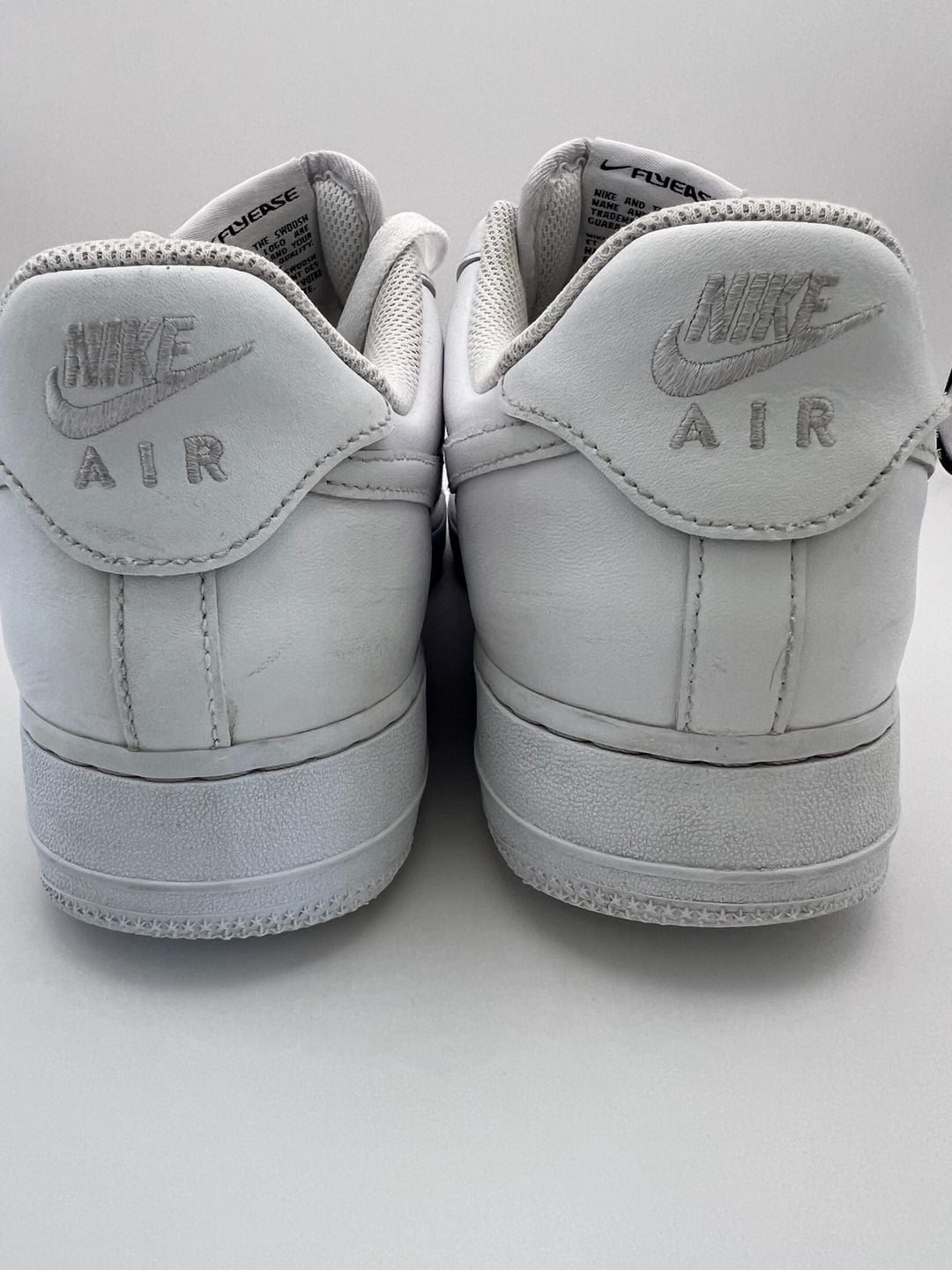 Nike Air Force 1 Low FlyEase Size 10 White Sneakers FD1146-100 17