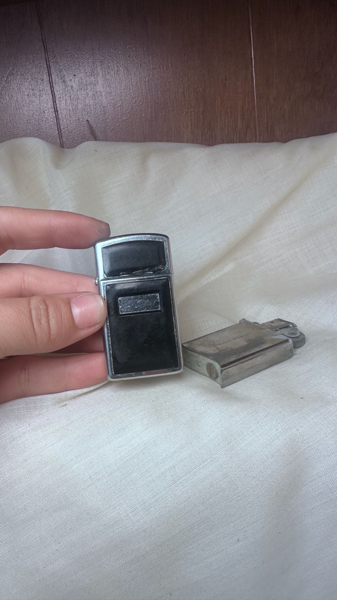 Zippo Vintage Enamel & Chrome Pocket Lighter Black and Silver 1