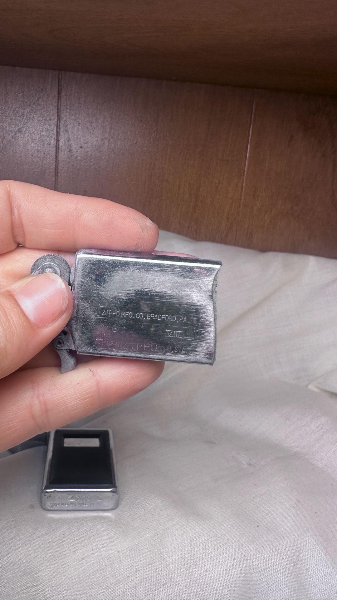 Zippo Vintage Enamel & Chrome Pocket Lighter Black and Silver 4