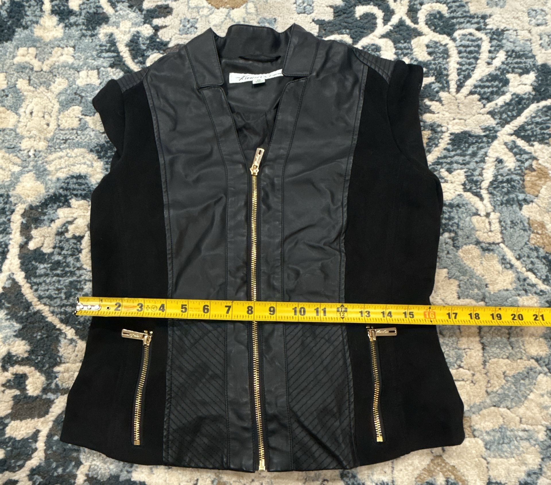 Kenneth Cole 8